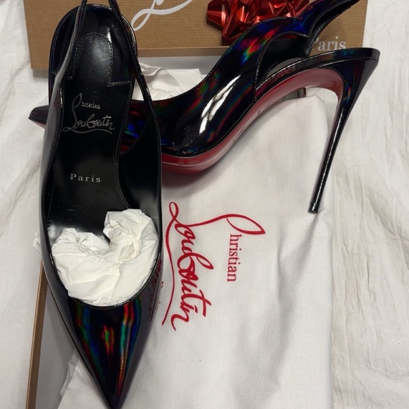 Christian Louboutin - Authentic and never worn - Picture 1 of 2